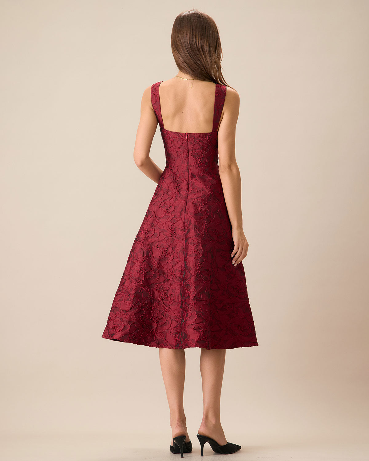 Den Röda Sweetheart Hals Jacquard Midi Klänning