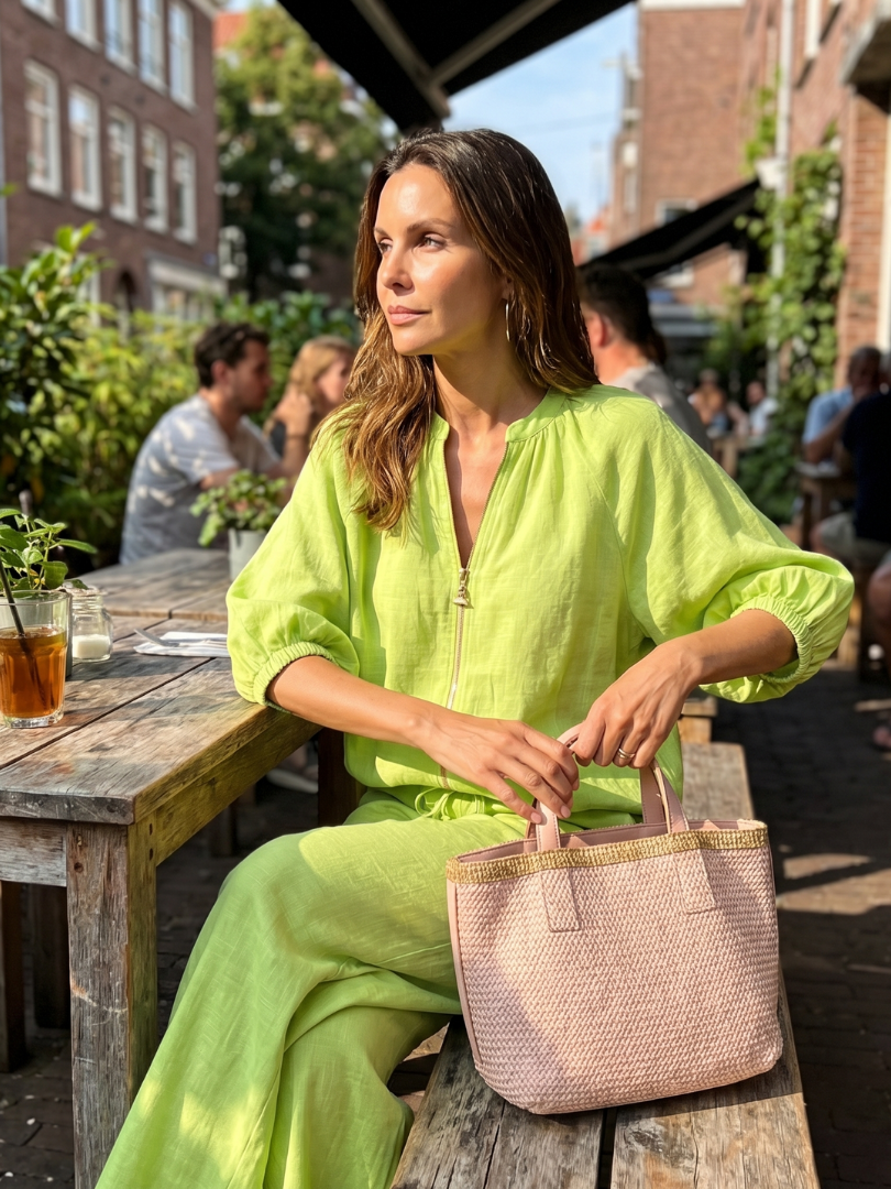 Natalia | Blouson Top med Lynlås og Bred Bukser