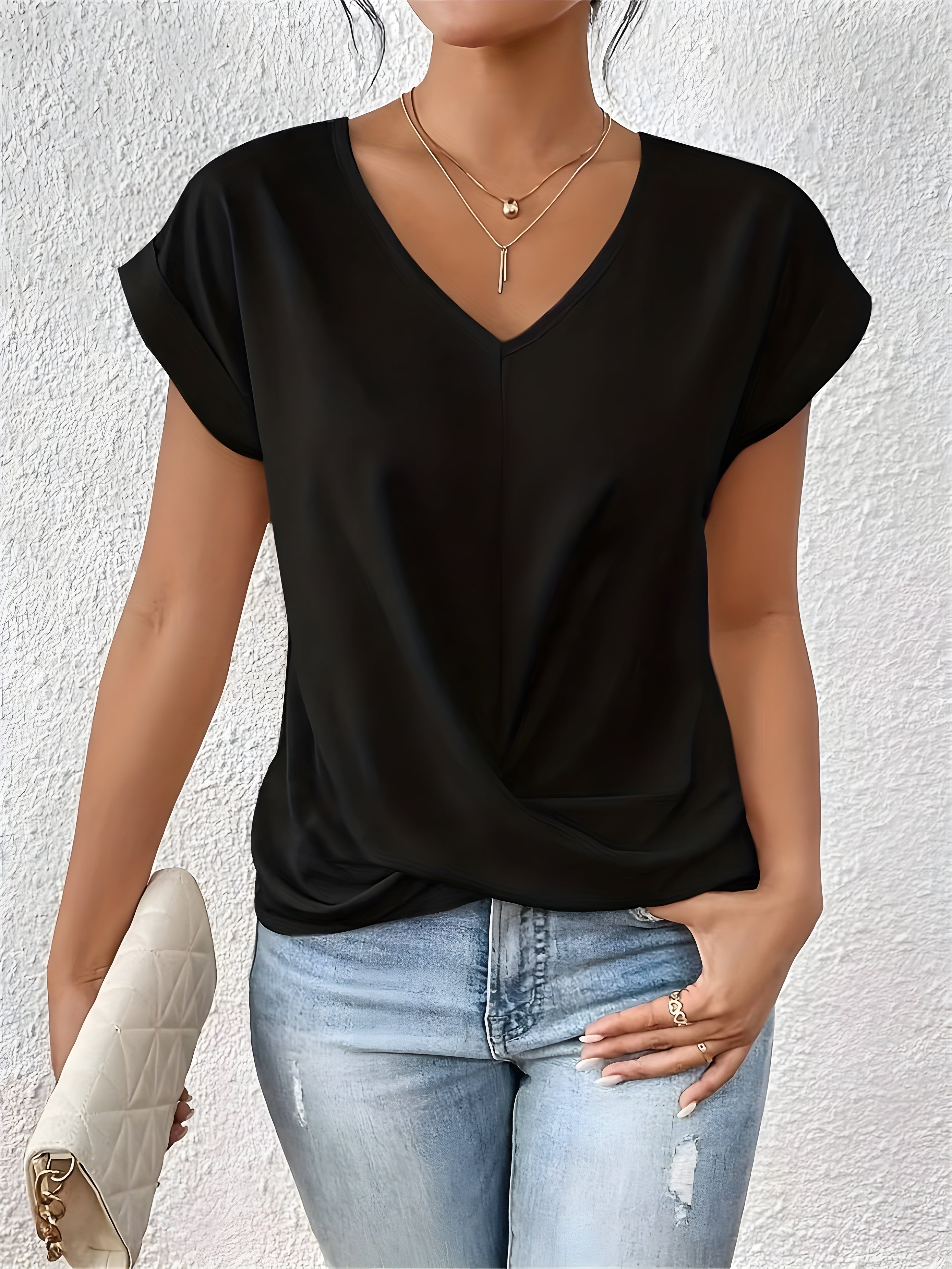BELLA | Klassisk Twist Detalj V-Hals Top
