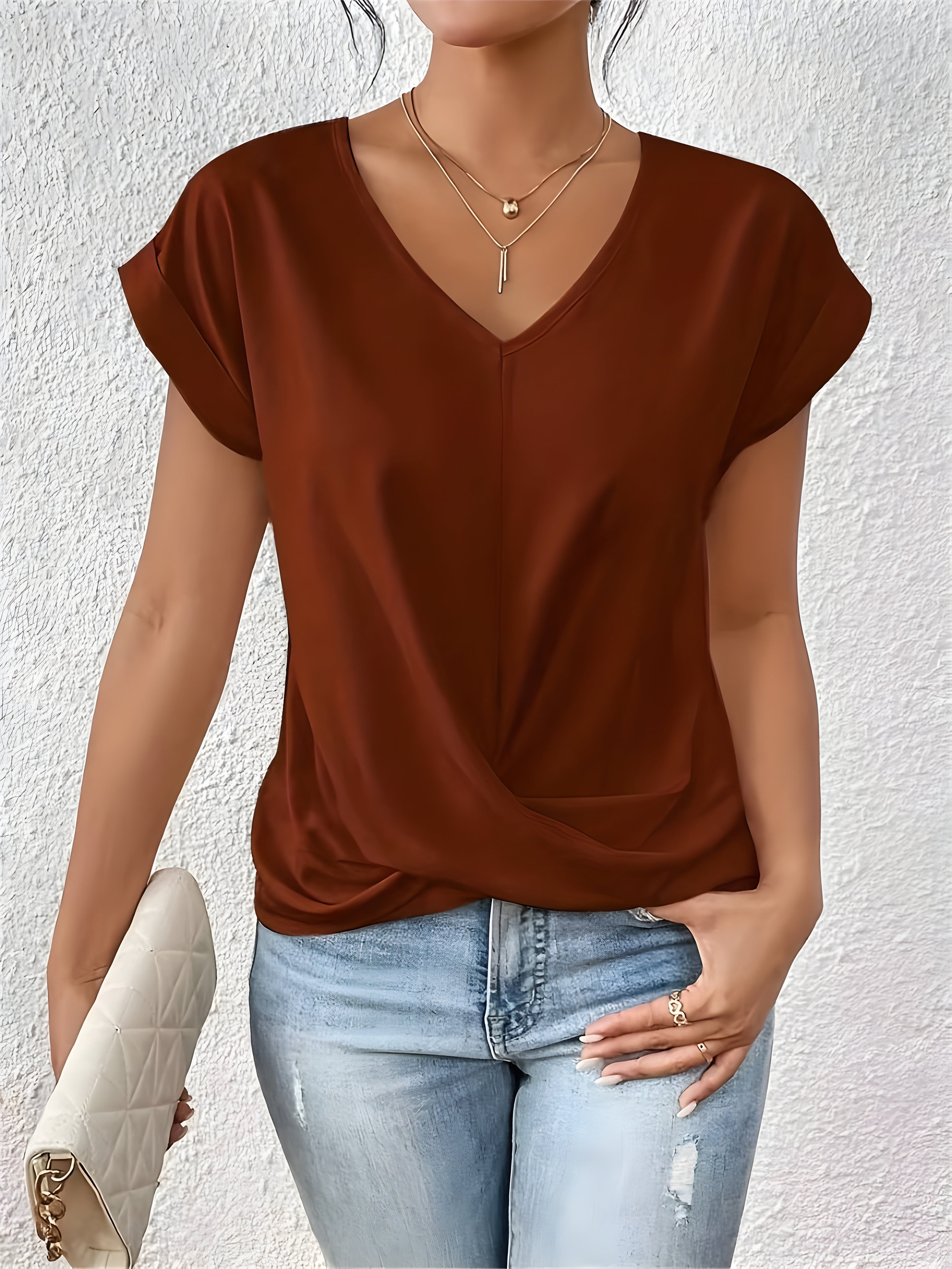BELLA | Klassisk Twist Detalj V-Hals Top