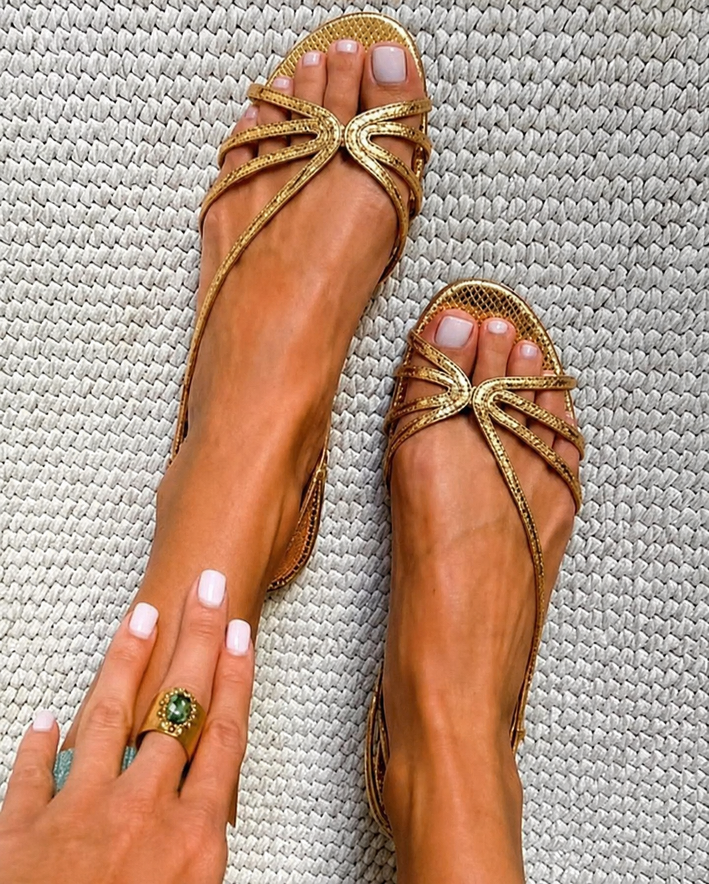 Serafina | Gyldna Sandaler Sommar Essens