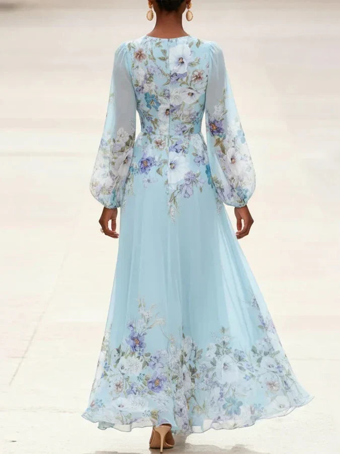 Mia | Lys Blå Blomstret Chiffon V-Hals Maxi Kjole