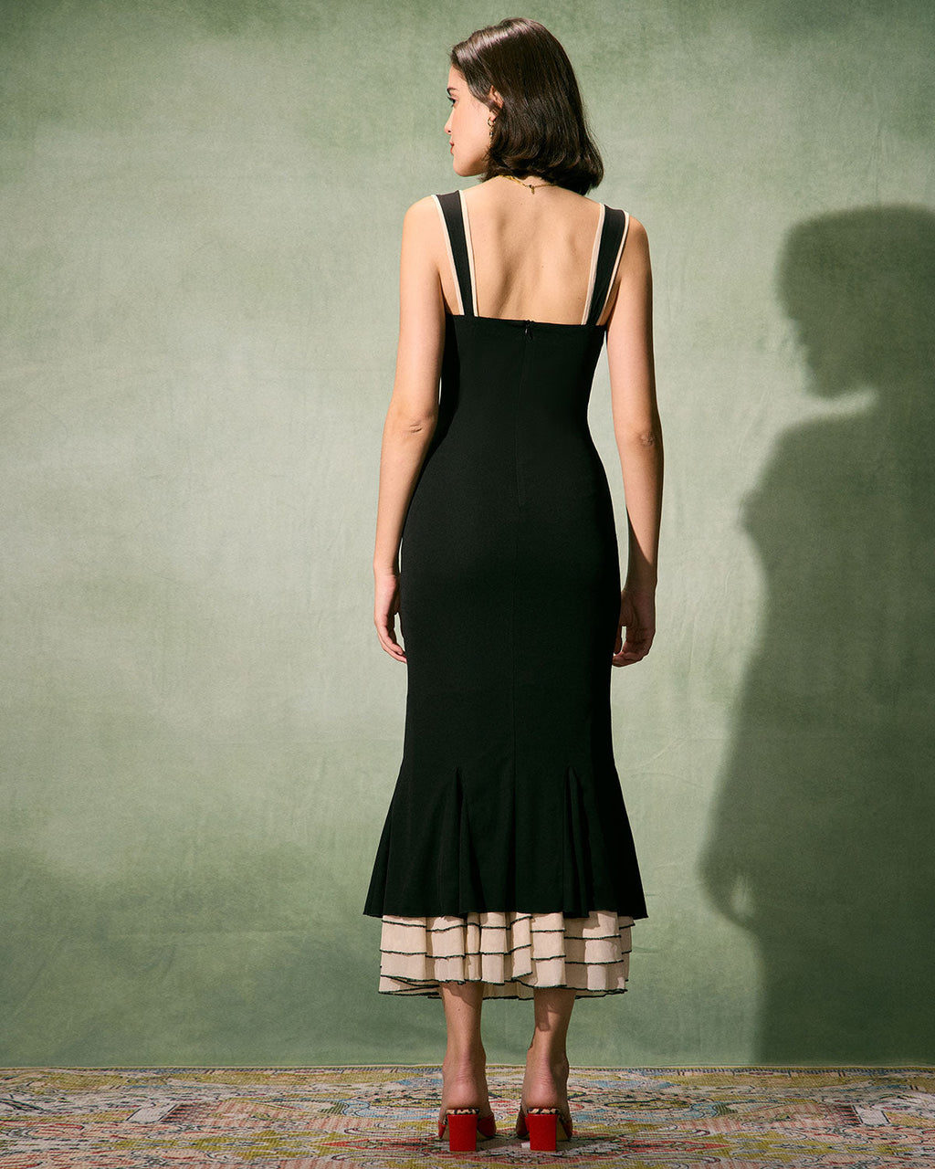 Den Svarta Sweetheart Neck Bodycon Slip Maxi Klänningen