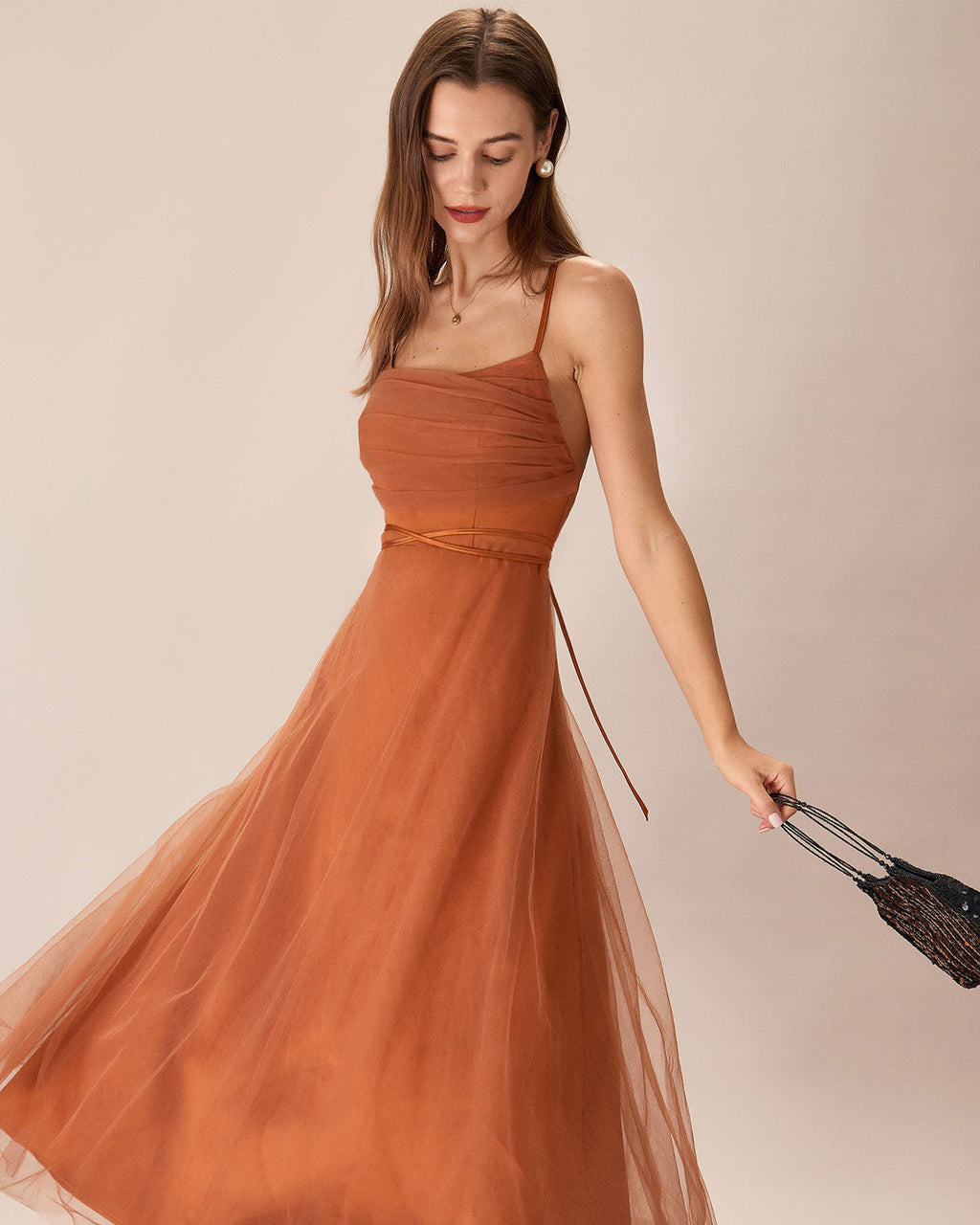 Karamell Mesh Flowy Slip Midi Klänning