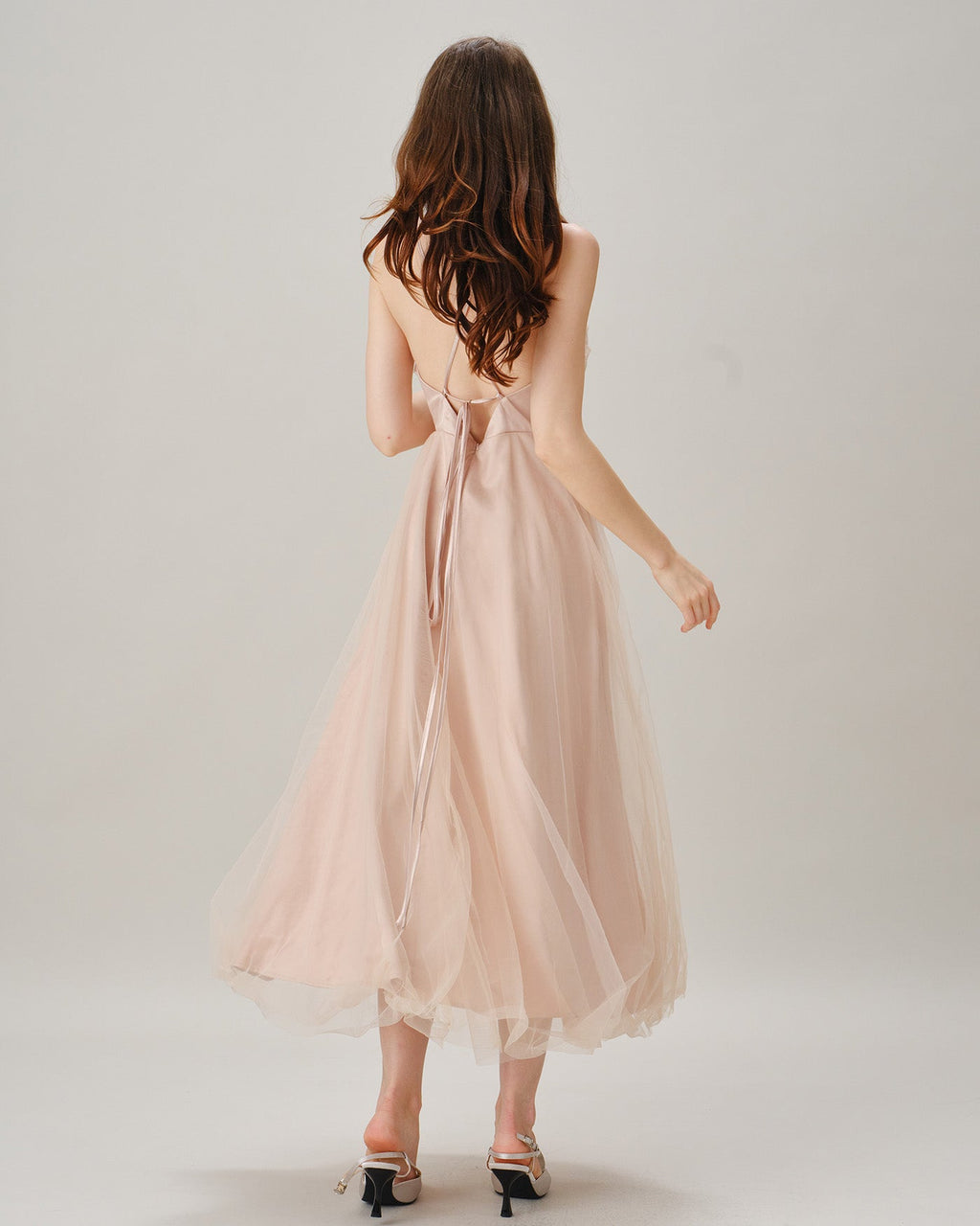 Aprikos Plisserad Flowy Slip Midi Klänning