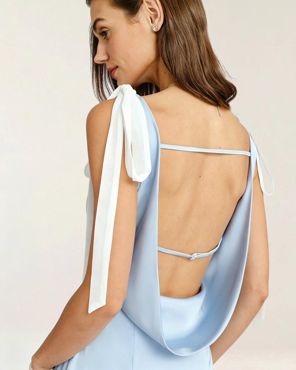 Blå V-ringad Cut Out Satin Midi Klänning