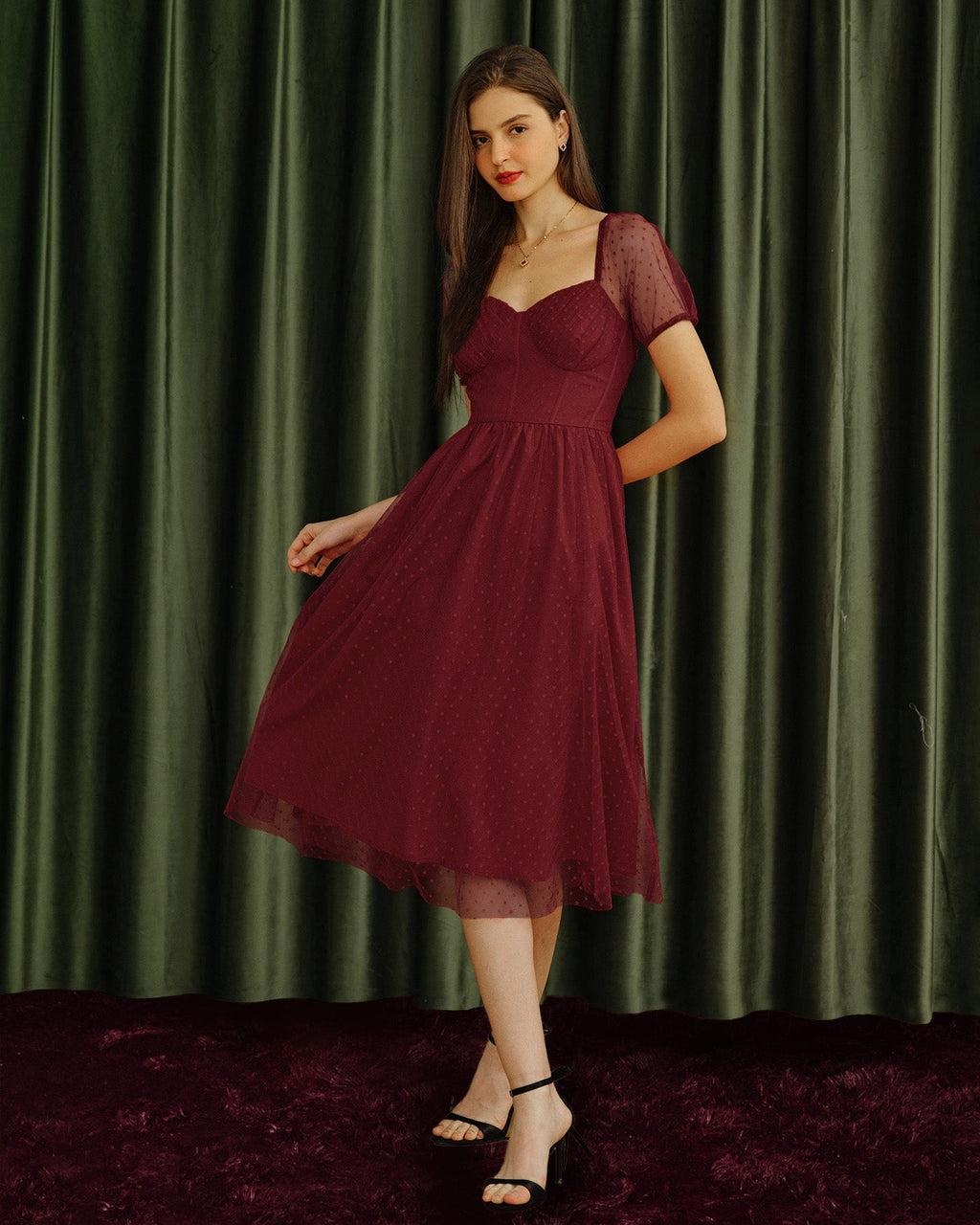 Röd Sweetheart Halsringning Polka Dot Midi Klänning